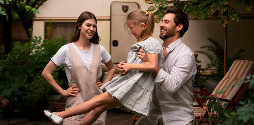 Bee Extermination for Children and Pets Lakewood, CA